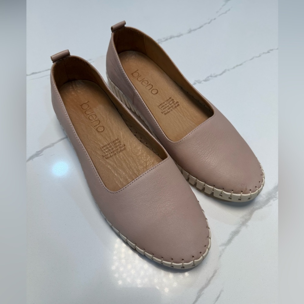 Bueno Women's Blush Leather Loafers